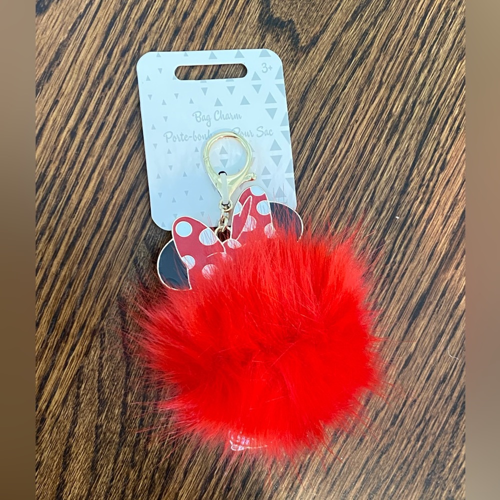 Minnie Mouse keychain bag charm faux fur NWT discontinued style Disney parks